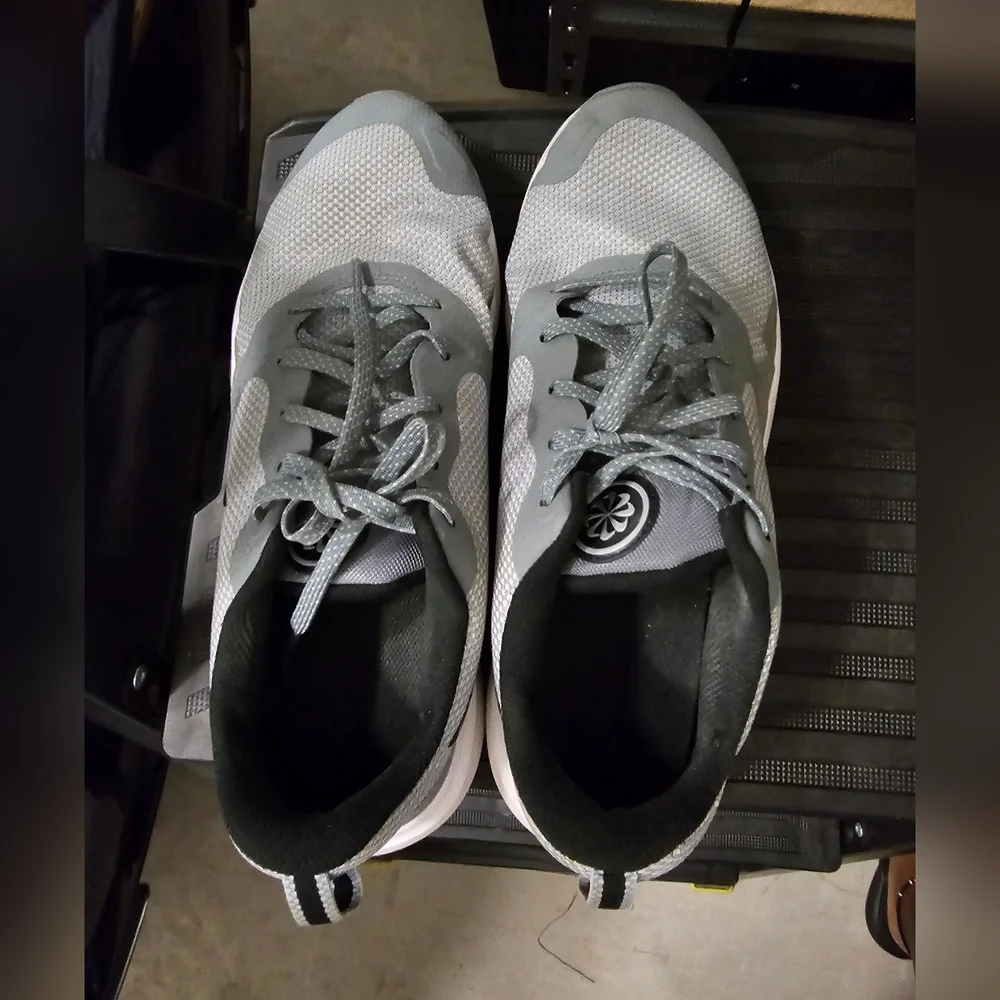 Men's Nike City Rep Training Shoe in Gray - Picture 7 of 9